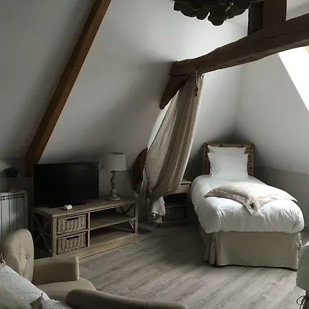 Le Logis Aux Bulles Couette-café 3*