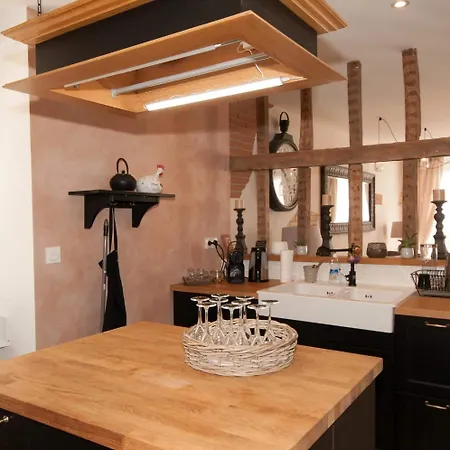 Le Logis Aux Bulles Bed & Breakfast Verzy