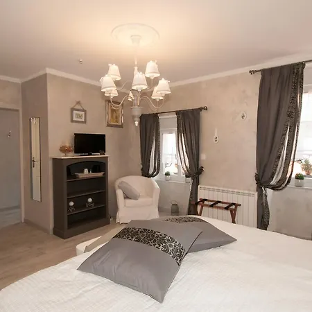 Le Logis Aux Bulles 3* Verzy