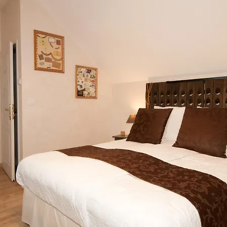 Le Logis Aux Bulles Couette-café