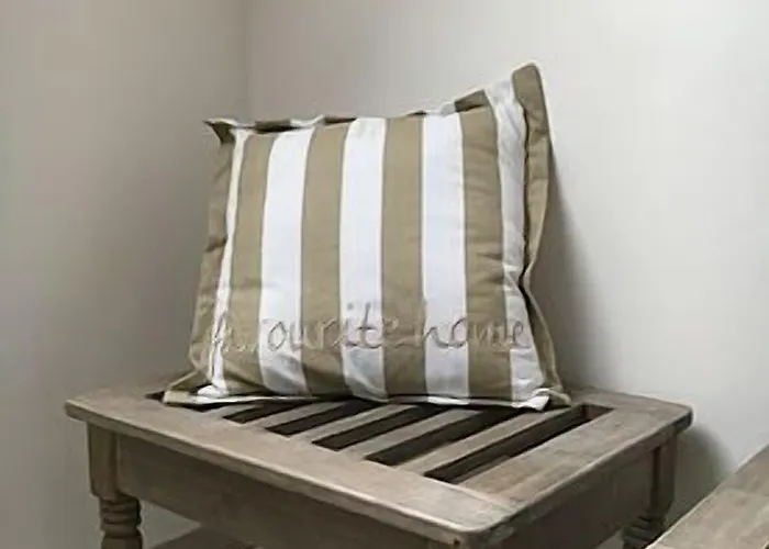 Le Logis Aux Bulles Bed & Breakfast